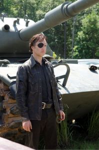the-walking-dead-too-far-gone-the-governor-and-tank